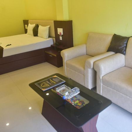 Golden View Resort And Restaurant Tajpur المظهر الخارجي الصورة