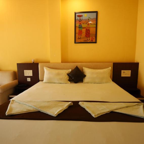 Golden View Resort And Restaurant Tajpur المظهر الخارجي الصورة