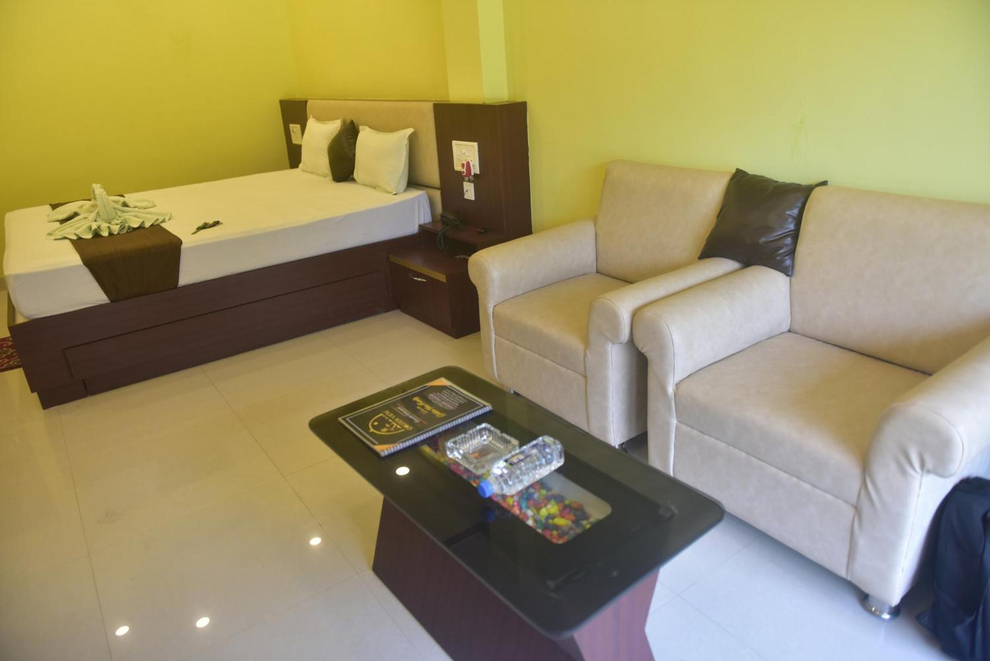 Golden View Resort And Restaurant Tajpur المظهر الخارجي الصورة