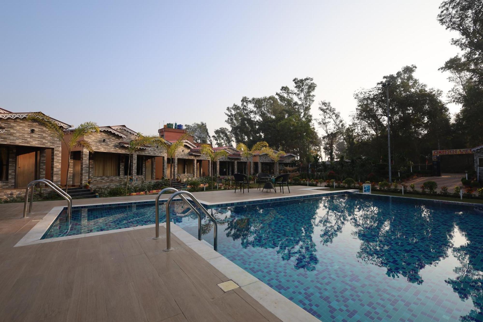 Golden View Resort And Restaurant Tajpur المظهر الخارجي الصورة